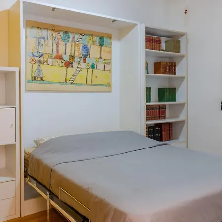 Academia By The Park Appartamento Atene