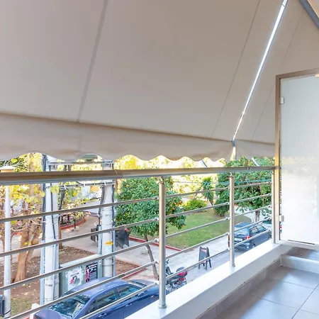 Academia By The Park Appartamento *