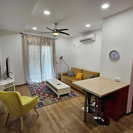 Apartment Academia By The Park Athens