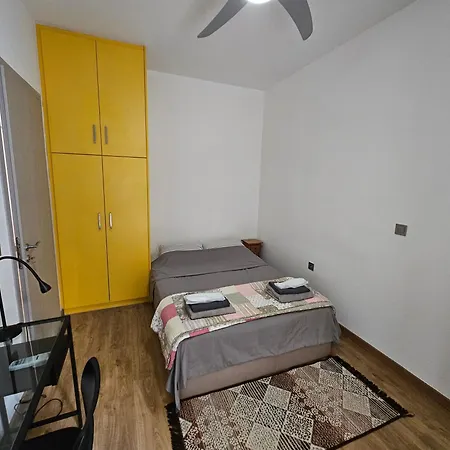 Academia By The Park Appartamento *